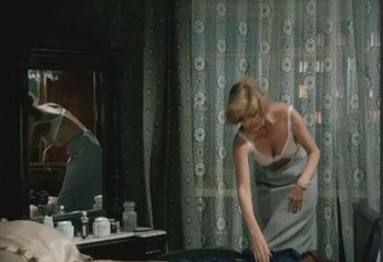 Вера Алентова