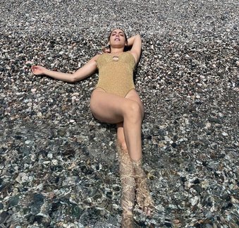 Мириам Леоне