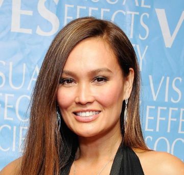 Тиа Каррере