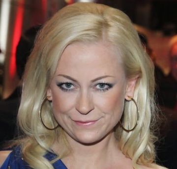 Дженни Элверс