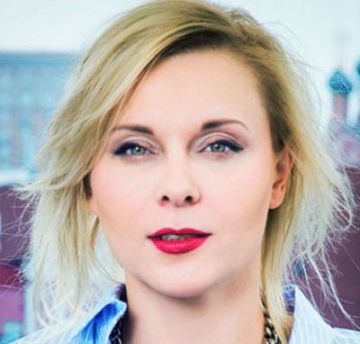 Яна Троянова