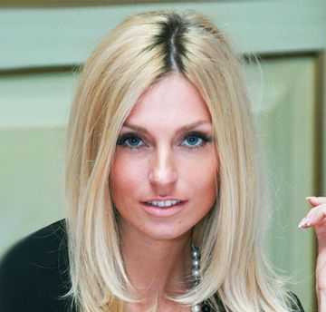 Александра Савельева