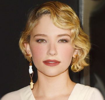 Хейли Беннетт