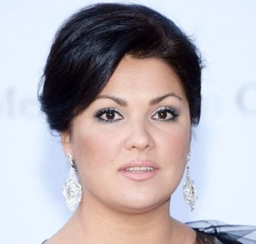 Анна Нетребко